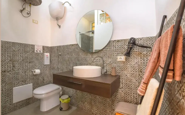 Amuni' Apartments