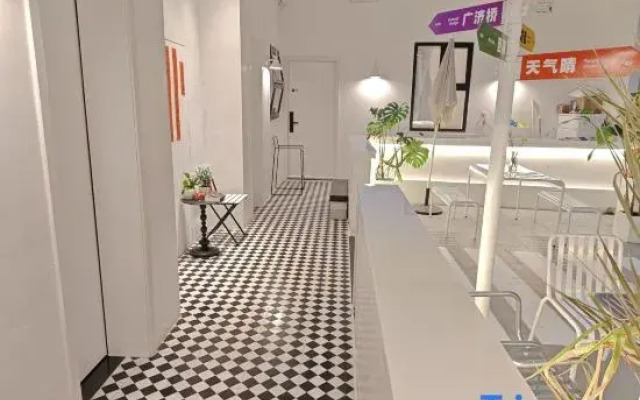 Sunny House