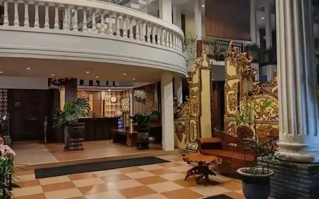 Mirabell Hotel & Convention Hall