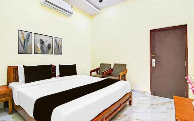 Suite OYO Dwarakanagar Near Gurudwara