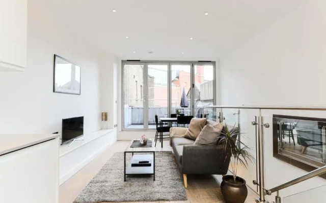 Trafalgar Square Apartments