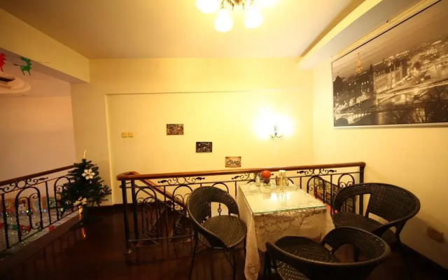 So Young Hostel