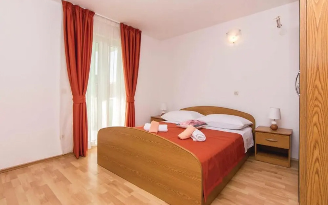 Nice Home in Pakostane With 5 Bedrooms, Wifi and Outdoor Swimming Pool