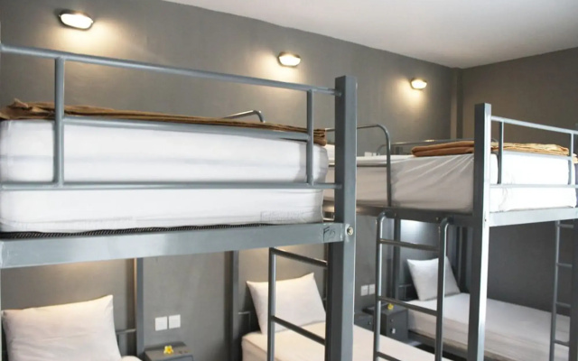 Kuta Beach Hostel