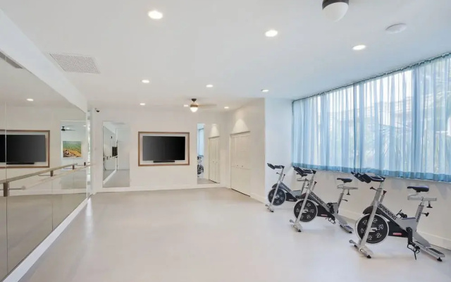 Madison Hospitality Coronado - Geschlossen