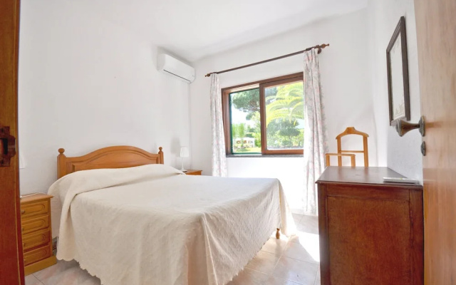 Close to Amenities, Free air Conditioning and Wi-fi