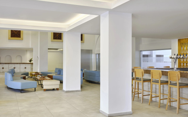Курортный Отель Panthea Resort