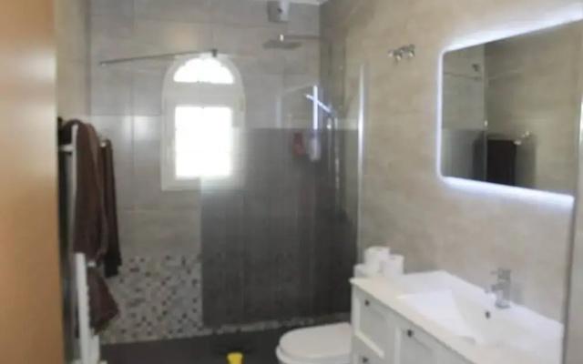 Los Dolses Townhouse Overlooking Com Pool Ld288