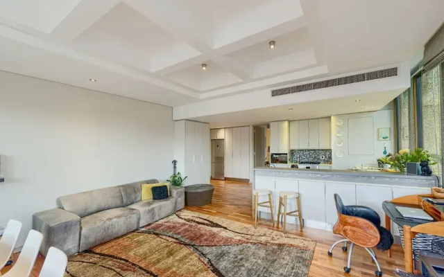 1504 Cartwright