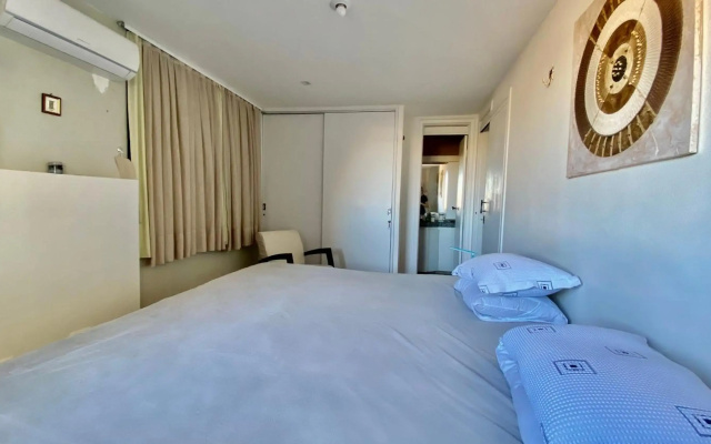 Apartamento vista mar, 2 Suítes, WC Social,2 vagas