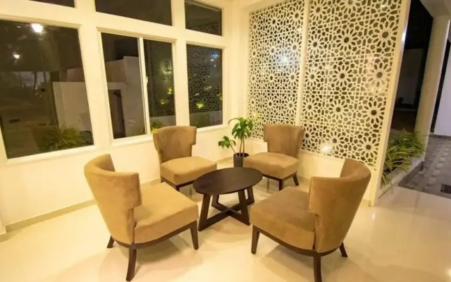 Manara Beach Resort