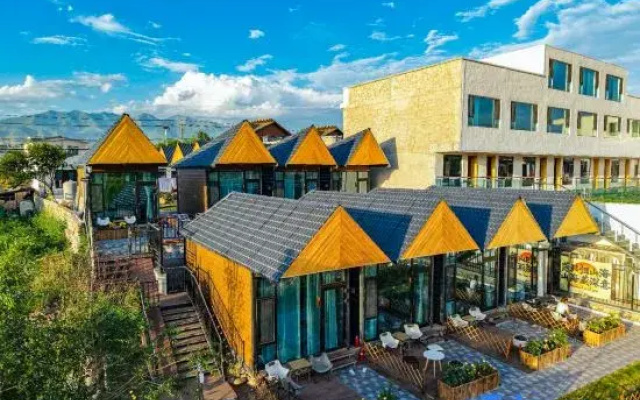 Midou Hotel