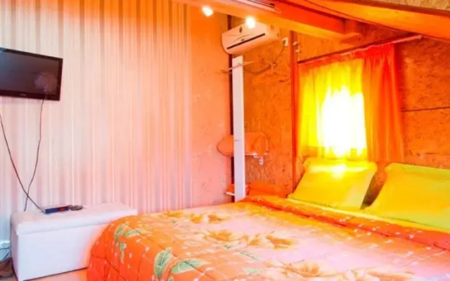 Orange Flower Apartments