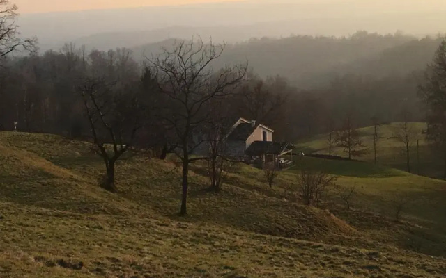 CASCINA SERRA ECO-HOUSE beb