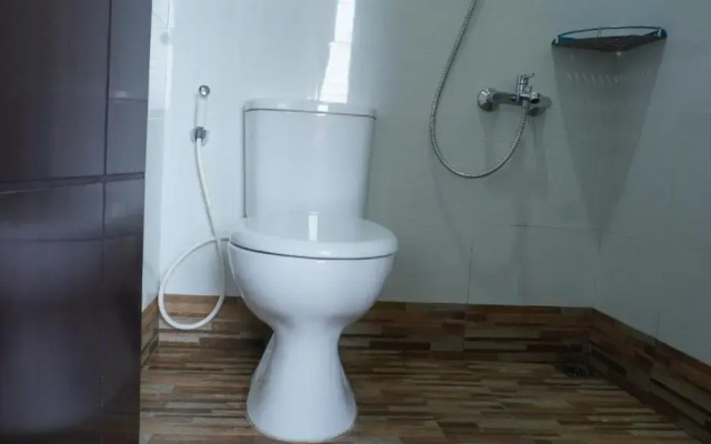 OYO 90940 Guesthouse Colombus G12