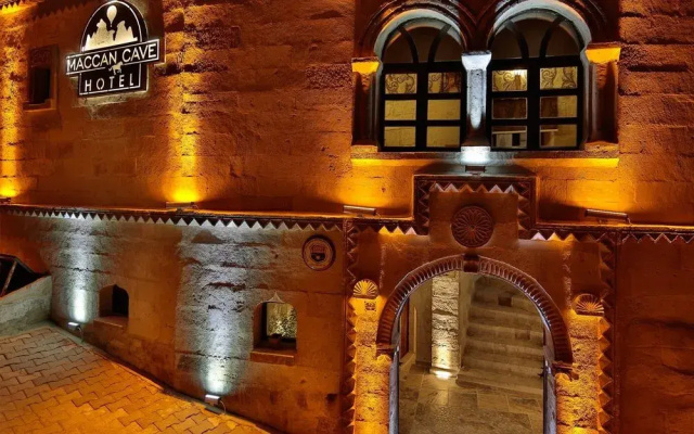 Maccan Cave Hotel