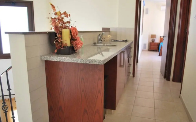 Marlin Beach Front Luxury Villa - 4 Bedrooms