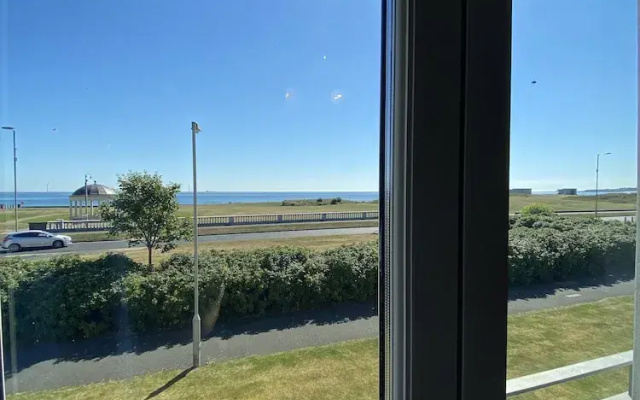 Modern 2 Bed Apartment on Northumberland Coastline