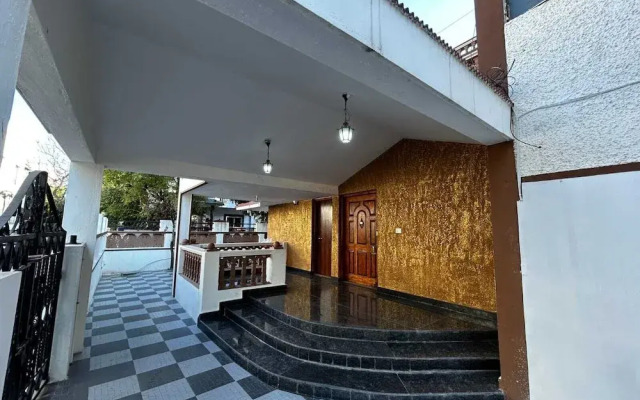 Hotel Royal Inn
