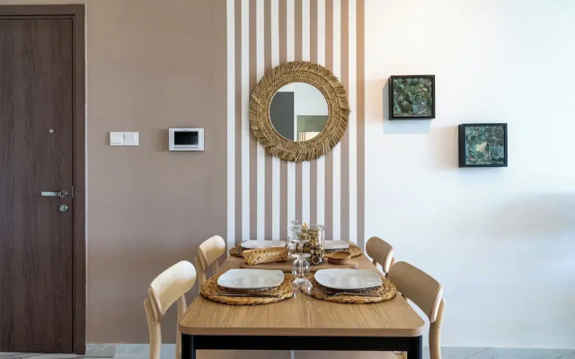 Ivory 1-BR Apt. & Balcony in Aradipou