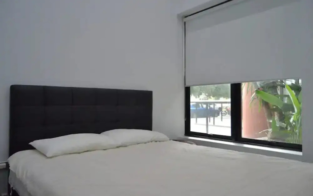 Modern and Spacious 2 Bedroom Apartment in Ultimo