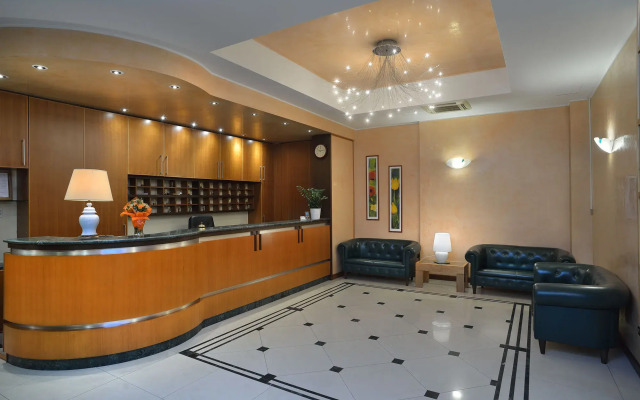 Отель Astor