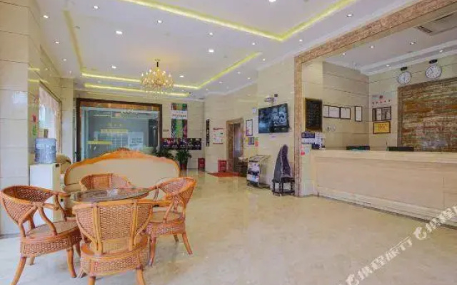 Yuntai Business Hotel