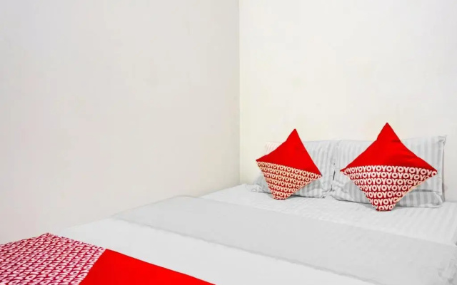 OYO 90743 Kartini Populer