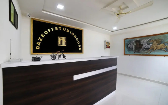 OYO 46244 Daze Off Studio House
