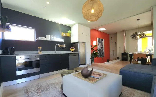 Bo-kaap Elegance Historic Luxury Mountain Views