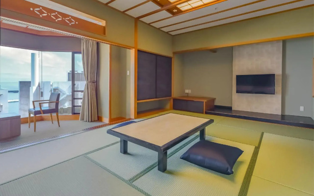 Ooedo Onsen Monogatari Premium Atami