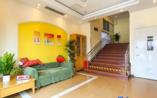 Yixuan Hotel (Beijing West Railway Station Lize Bridge)