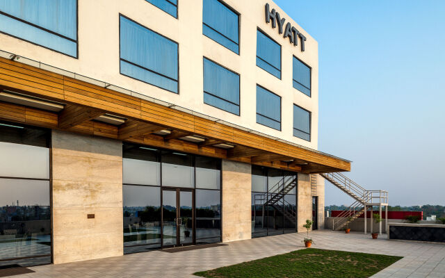Отель Hyatt Raipur вид на фасад