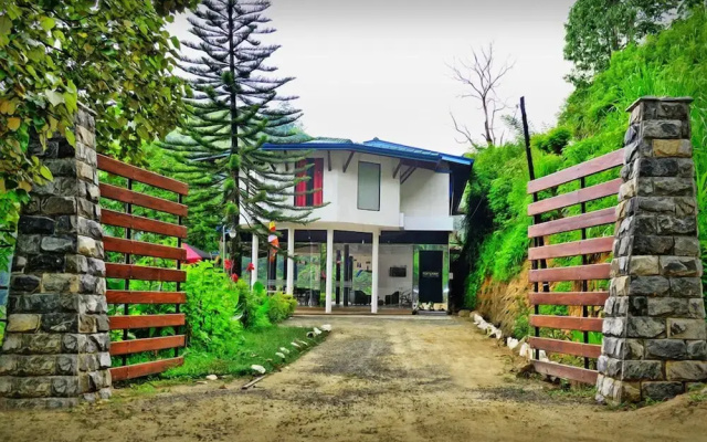 Ella's Edge Resort