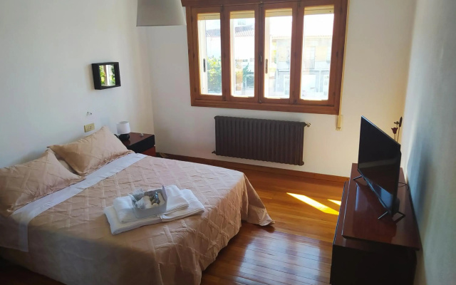 Casa Mencia