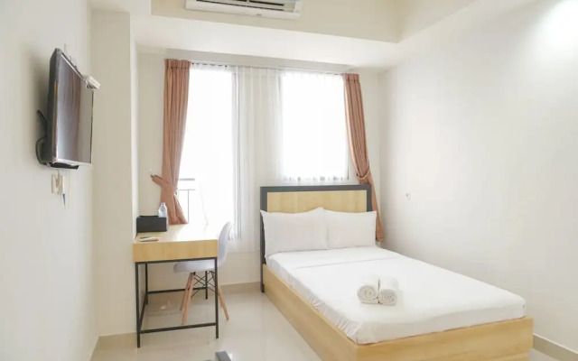 Minimalist And Homey Studio At Evenciio Margonda Apartment
