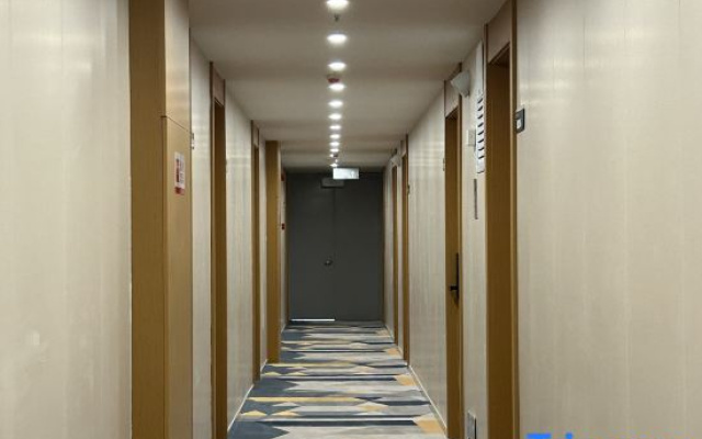 Huang Guan Urban Love Hotel
