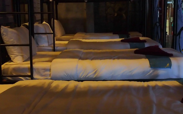 Fundee House Hostel