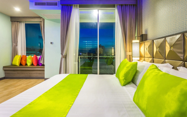 AddPlus Hotel