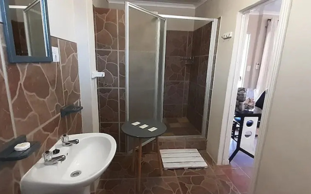 Potties Guest House