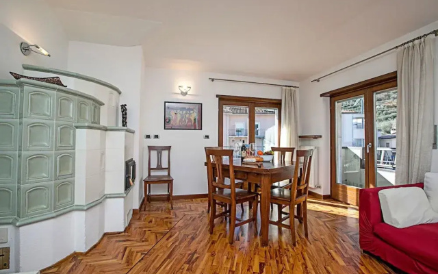 Paulie Apartment in Riva del Garda
