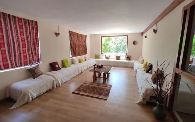 Jardín Mandala - Hotel Rural "Los Tilos"- Montaña Palentina