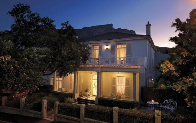 Cape Cadogan Boutique Hotel вид на фасад