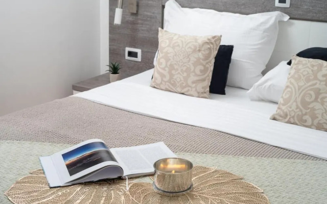 Sunny Resort Apartment With Seaview 1314