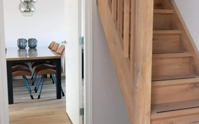 Comfortable and Modern Furnished Holiday Home, Sleeps 6, Wifi on Quiet Holiday Park Close to Beach, Woods and Dunes
