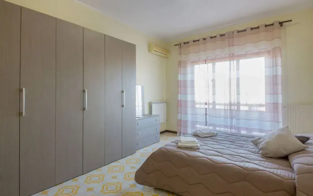 Lovely Holiday Home in Catania near Sea