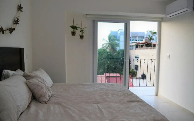 Condo Niza 266 by MDR