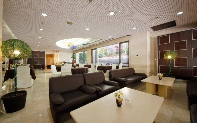 Hotel Hiroshima Garden Palace