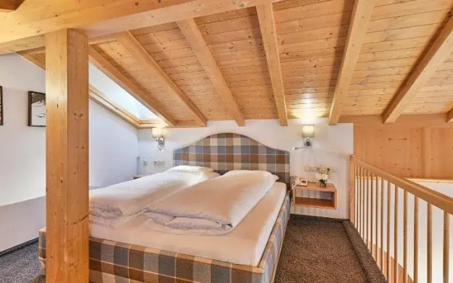 Hotel Garni Sursilva