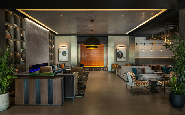 Hotel Avail Rogers, Tapestry Collection By Hilton